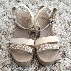 Comfortable Croc Platform Shoes